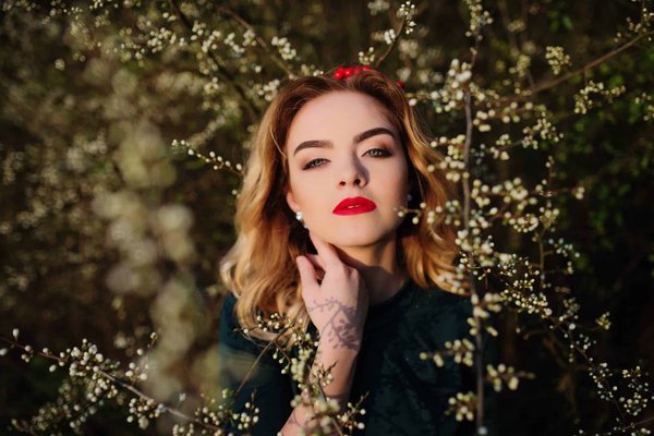 How Can You Style Patent Leather Loafers for an Elevated Smart-Casual Office Look?